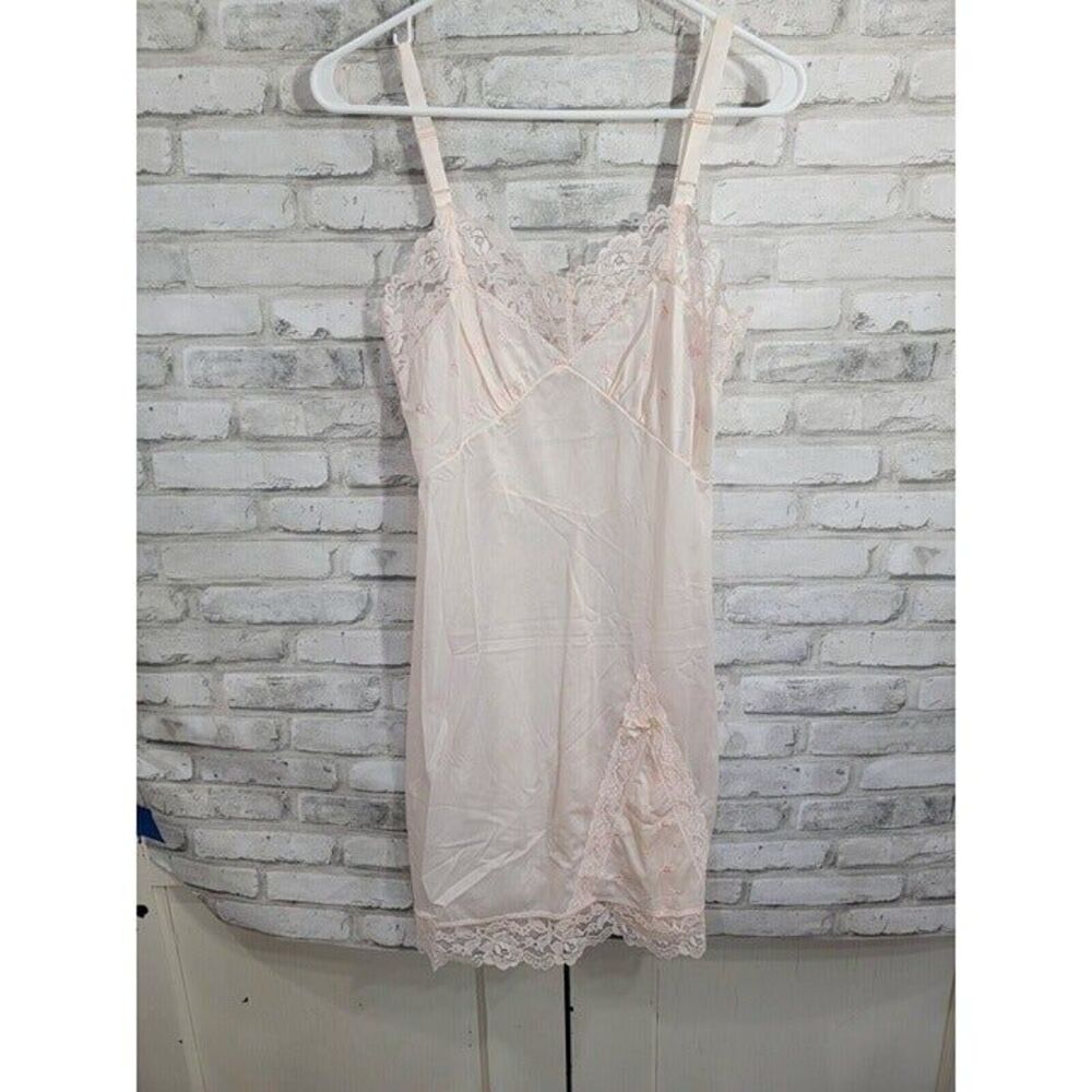 Vintage Dixie Belle Size 34 Short Satinette Style 7224 Light Pink Nightgown Cami